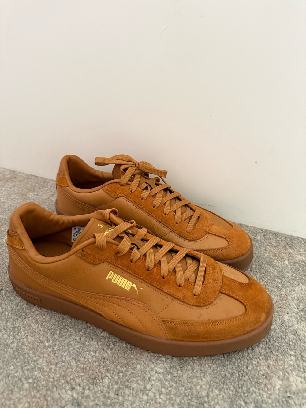 Puma Men's Tan/Brown Suede Low-Top Sneakers